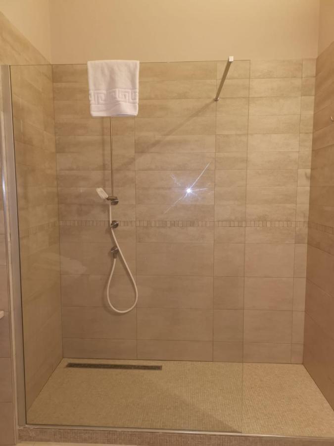 Olivola Apartments Frassinello Kültér fotó